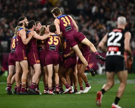 Brisbane Demolish Collingwood to Claim Grand Final Battle Against The Cats